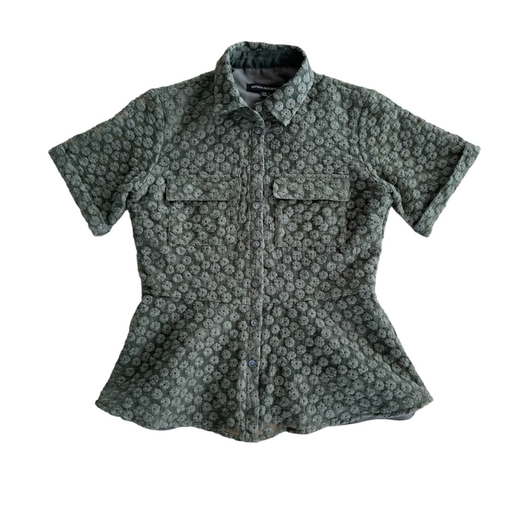 Banana Republic short sleeve blouse size XS lace in green floral